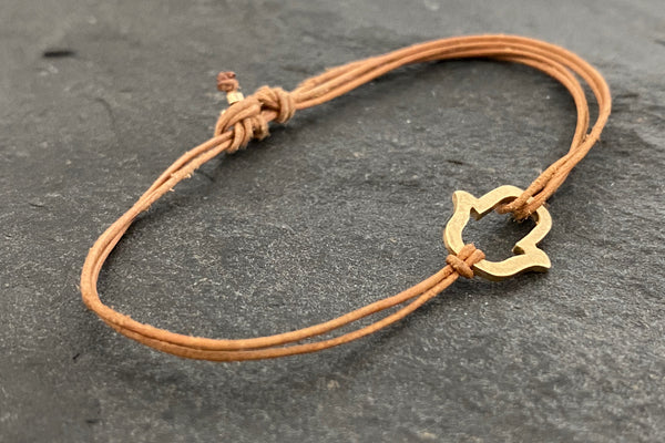 HAMSA 14K GOLD LEATHER BRACELET