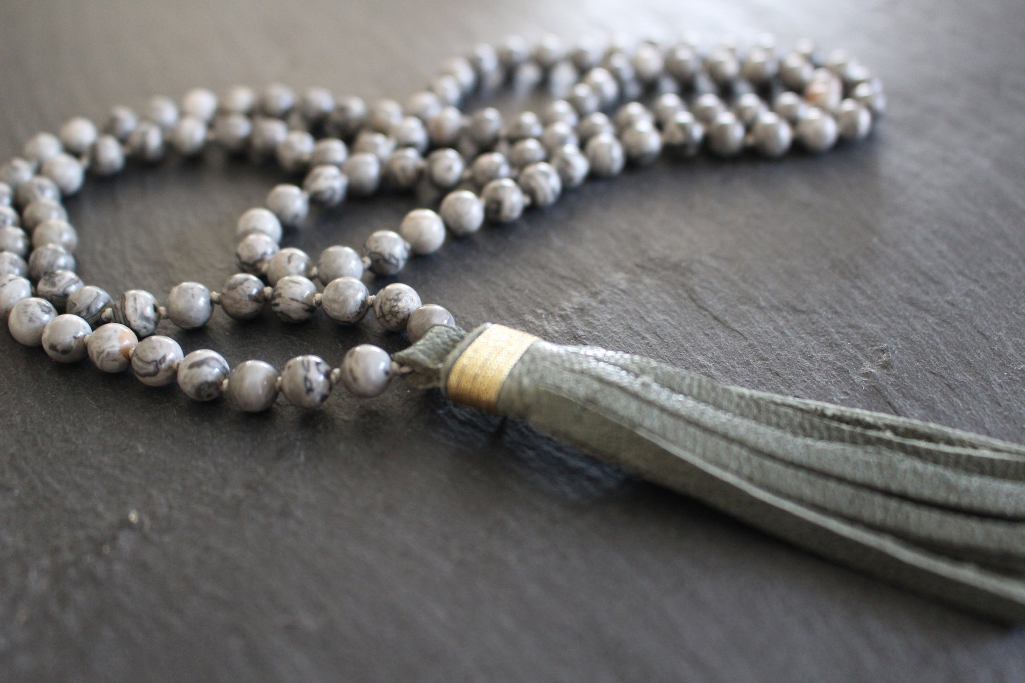 MALA GREY AGATE