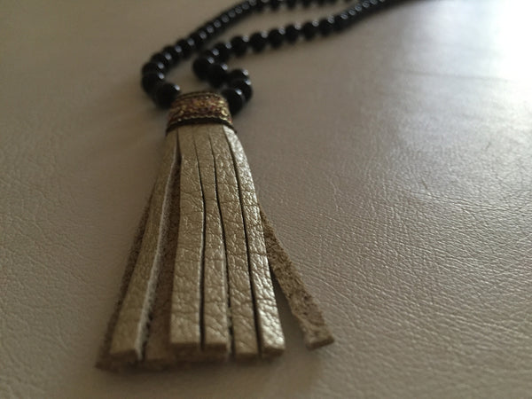 MALA BLACK ONYX GOLD TASSEL